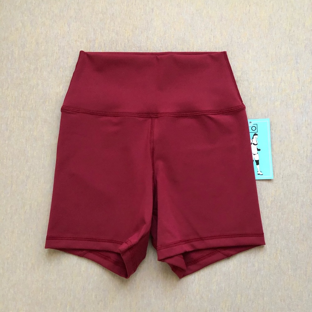 Fleo deep red true high contour shorts